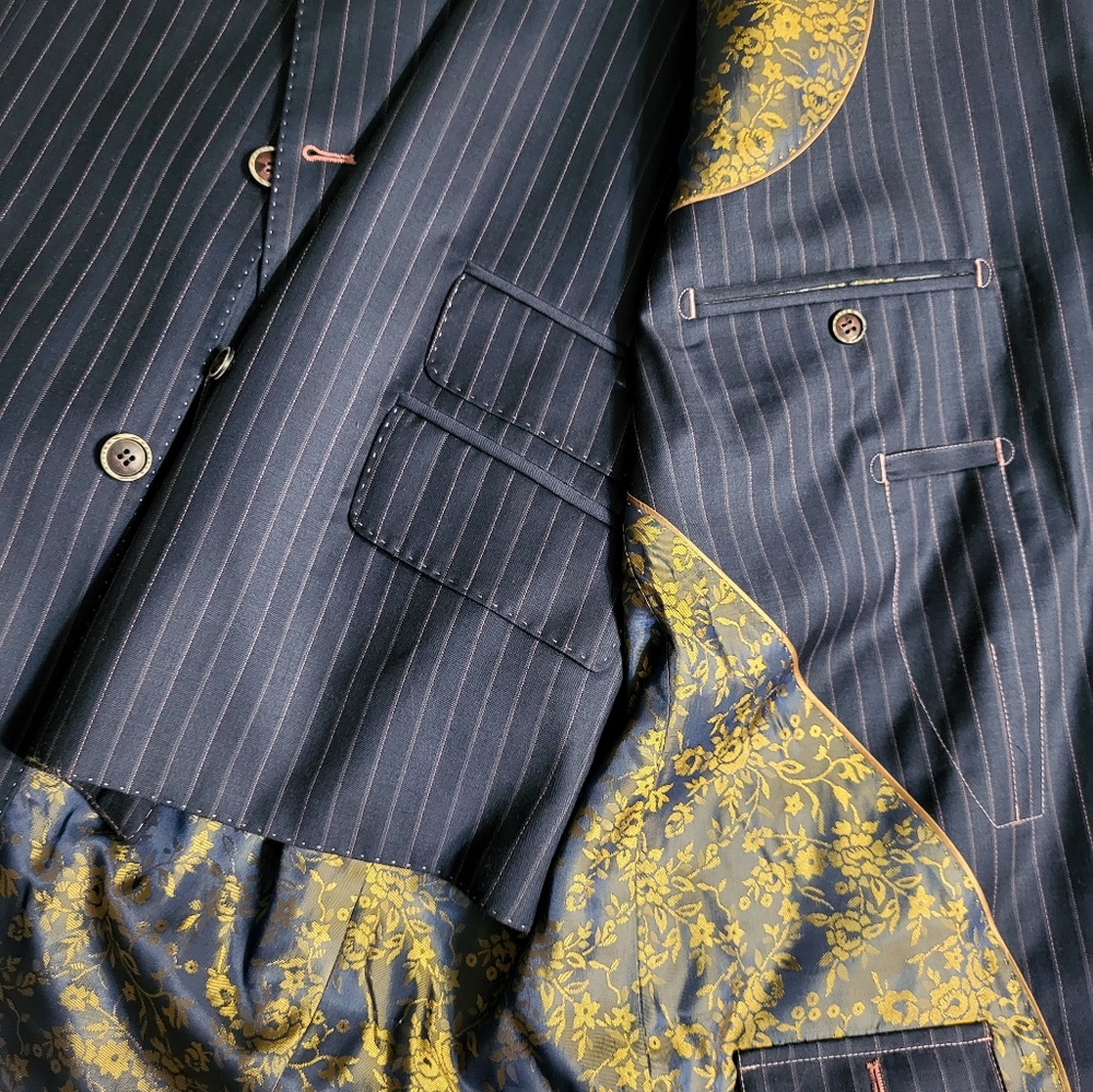 3 piece suit - Picture 12 of 16